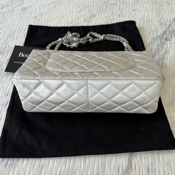 Authentic Chanel 2.55 Reissue 226 Silver Flap Bag - Picture 10 of 16